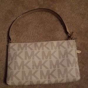 Michael Kors Bags - Michael kors wristlet Michael Kors Bags - Michael kors wristlet